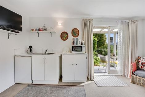 Photo of property in 210 Saint Vincent Street, Toi Toi, Nelson, 7010