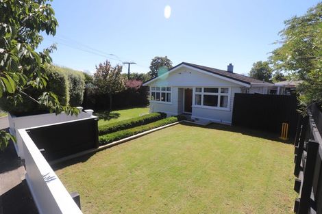 Photo of property in 9 Eltham Road, Blenheim, 7201