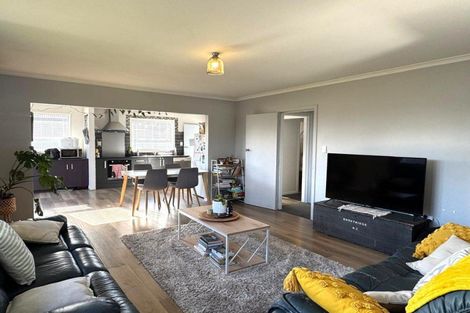 Photo of property in 124 Harlech Street, Mayfair, Hastings, 4122