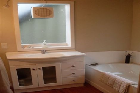 Photo of property in 206 Riverlaw Terrace, Saint Martins, Christchurch, 8022