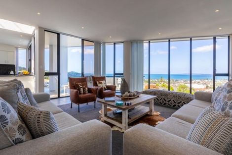 Photo of property in 114 West Hoe Heights, Orewa, 0931