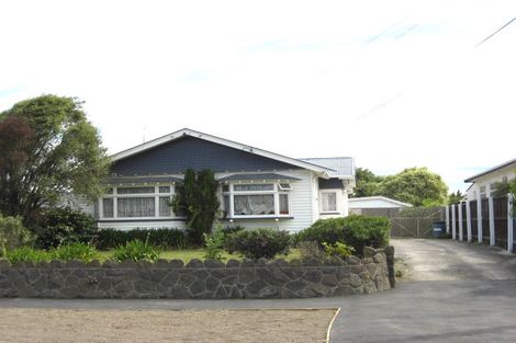 Photo of property in 122 Mackenzie Avenue, Woolston, Christchurch, 8023