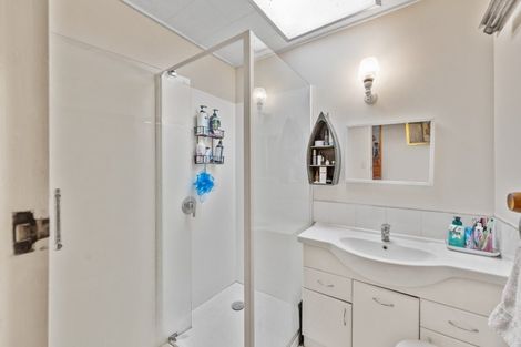 Photo of property in 1/100 Princes Street, Parkvale, Hastings, 4122