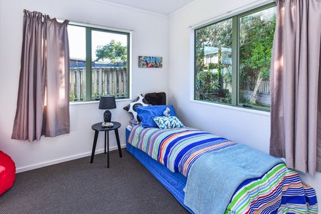 Photo of property in 42 Friedlanders Road, Manurewa, Auckland, 2102