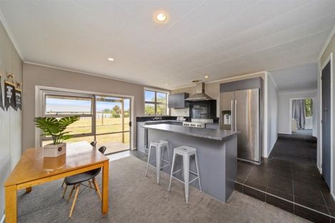 Photo of property in 135 Turuturu Road, Hawera, 4674