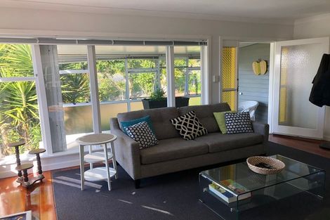 Photo of property in 31 Pleasant Road, Glen Eden, Auckland, 0602