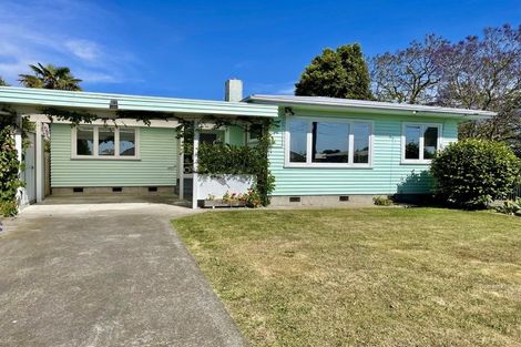 Photo of property in 15 Eton Street, Taradale, Napier, 4112