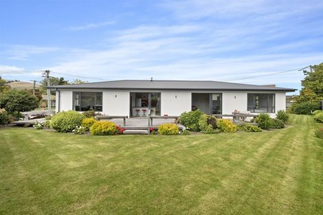 Photo of property in 22 Derrett Place, Saint Martins, Christchurch, 8022