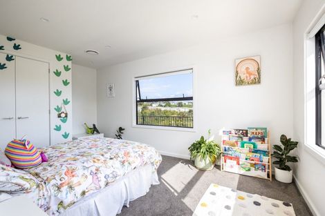 Photo of property in 20b Gordon Street, Glen Avon, New Plymouth, 4312