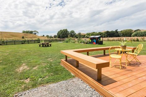 Photo of property in 34 Pourerere Road, Waipawa, 4271