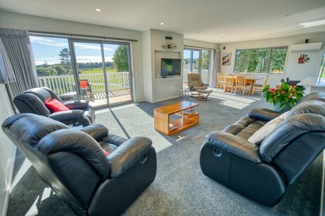 Photo of property in 91 Beach Road, Kakapotahi, Ross, 7885