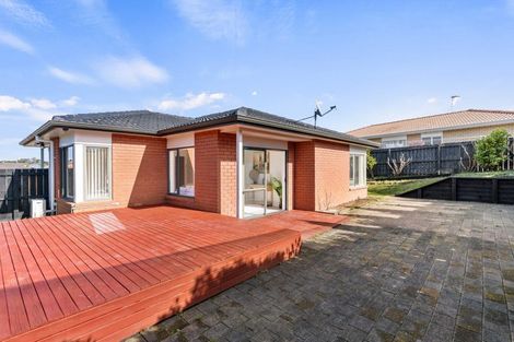 Photo of property in 9 Eloise Place, Clendon Park, Auckland, 2103