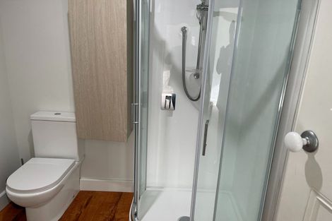 Photo of property in Newman Court Apartments, 2 Newman Terrace, Thorndon, Wellington, 6011