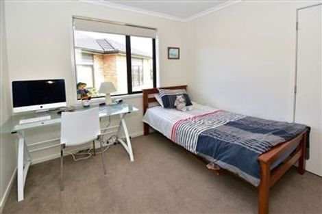 Photo of property in 19 Seamount Drive, Red Beach, 0932