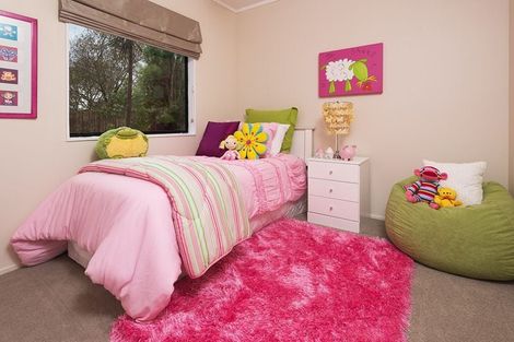 Photo of property in 26 Rotoma Rise, Clover Park, Auckland, 2019