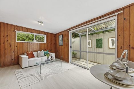 Photo of property in 5/1 Pimento Place, New Lynn, Auckland, 0600