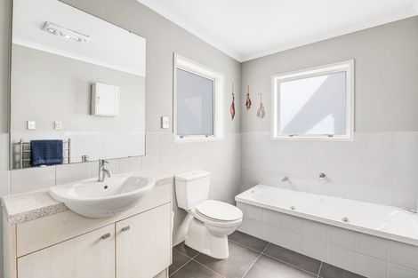 Photo of property in 17 Cape Cod Drive, Gulf Harbour, Whangaparaoa, 0930