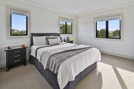 Photo of property in 3 Corsica Way, Karaka, Papakura, 2113