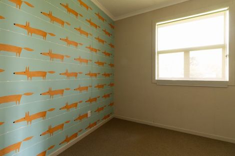 Photo of property in 42 Albert Street, Winton, 9720