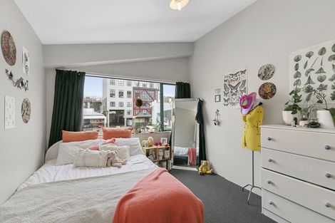 Photo of property in 5u7 Hopper Street, Mount Cook, Wellington, 6011