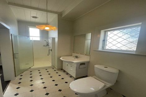 Photo of property in 512 Devon Street East, Strandon, New Plymouth, 4312