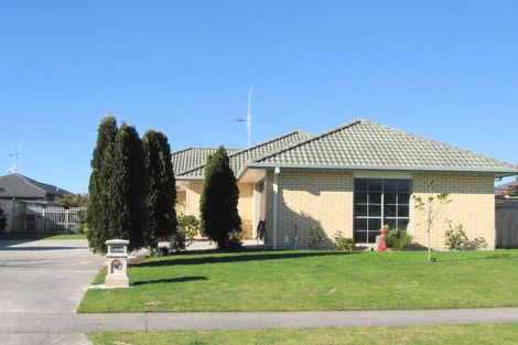 Photo of property in 20 Cate Road, Rototuna, Hamilton, 3210