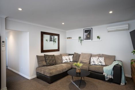 Photo of property in 9 Stacey Place, Woolston, Christchurch, 8062