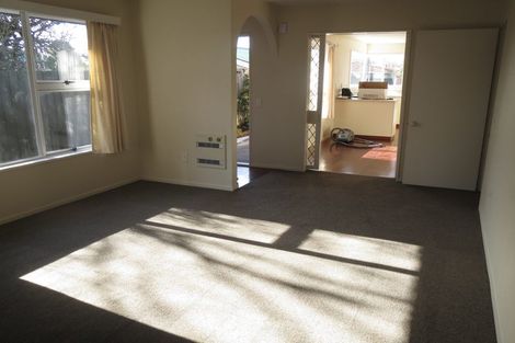 Photo of property in 4 Solway Avenue, Ilam, Christchurch, 8041