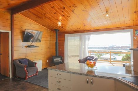 Photo of property in 41 Shannon Street, Clifton, Invercargill, 9812