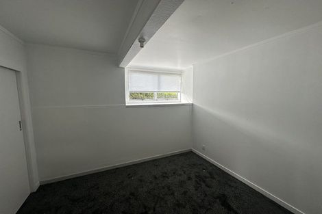 Photo of property in 13 Hellyers Street, Birkdale, Auckland, 0626