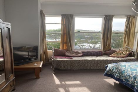 Photo of property in 71 Washington Avenue, Brooklyn, Wellington, 6021