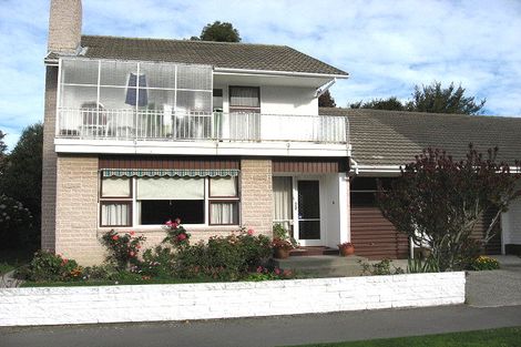 Photo of property in 4 Farnham Place, Ilam, Christchurch, 8041