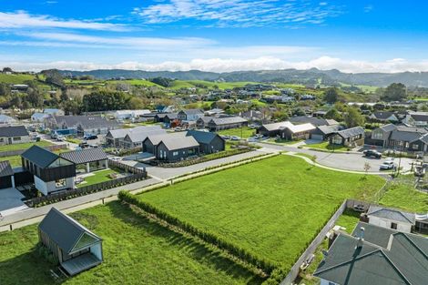 Photo of property in 18 Tiaki Lane, Matakana, 0985