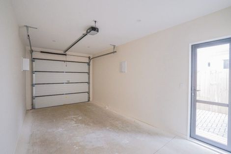 Photo of property in 18a Domain Road, Weymouth, Auckland, 2103