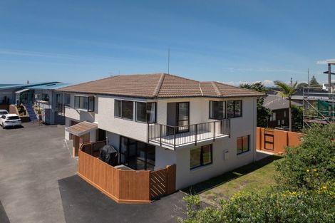 Photo of property in 153 Oceanbeach Road, Mount Maunganui, 3116