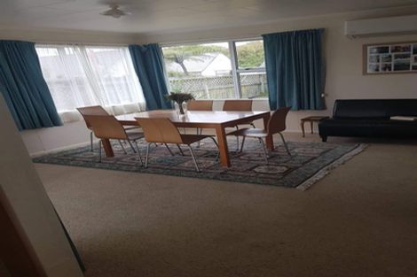 Photo of property in 18 Te Kupe Road, Paraparaumu Beach, Paraparaumu, 5032