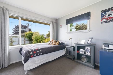 Photo of property in 83 Englefield Road, Northwood, Christchurch, 8051