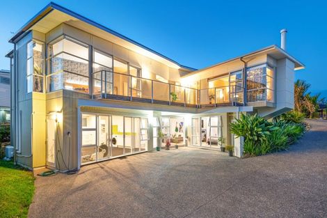 Photo of property in 21 Grand Drive, Orewa, 0931