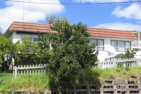Photo of property in 96 Saddleback Rise, Murrays Bay, Auckland, 0630