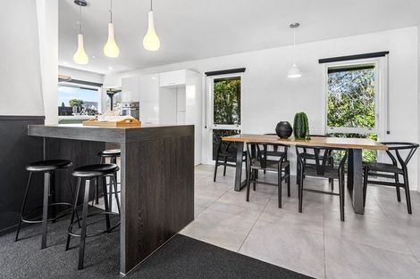 Photo of property in 30 Highfield Place, Avonhead, Christchurch, 8042
