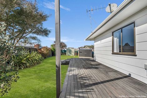 Photo of property in 5 Titoki Place, Edgecumbe, 3120
