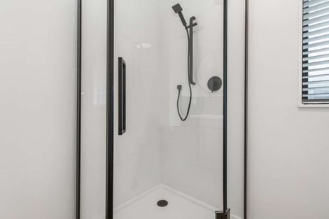 Photo of property in 63a/1 Colwill Road, Massey, Auckland, 0614