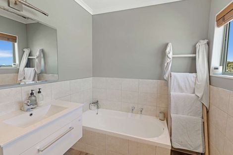 Photo of property in 11 Rawhiti Place, Saint Johns Hill, Whanganui, 4501
