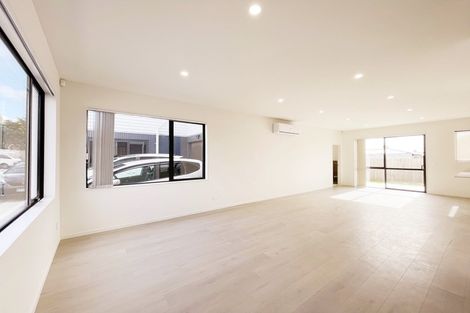 Photo of property in 6a Geordie Street, Henderson, Auckland, 0612