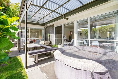 Photo of property in 29 Dunedin Street, Redwood, Christchurch, 8051