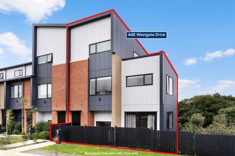Photo of property in 44e Westgate Drive, Westgate, Auckland, 0614