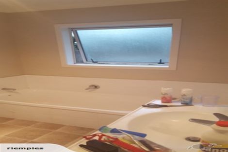 Photo of property in 72a Thompson Street, Mount Cook, Wellington, 6011