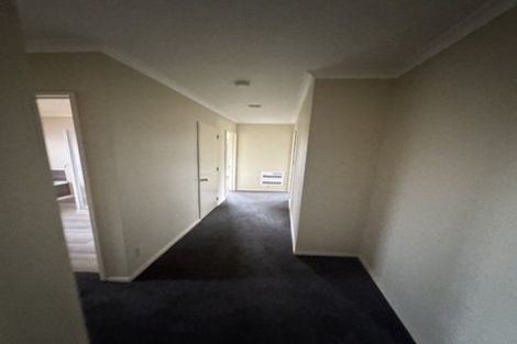 Photo of property in 28 Diomede Glade, Flagstaff, Hamilton, 3210