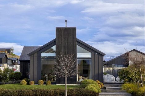 Photo of property in 41 Jack Hanley Drive, Jacks Point, Queenstown, 9371