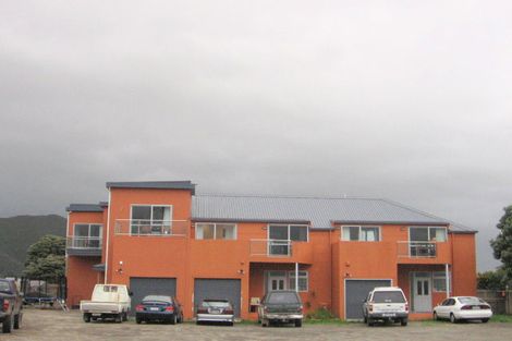Photo of property in 50 Elizabeth Street, Moera, Lower Hutt, 5010